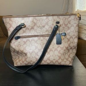 (Authentic) Coach Tote